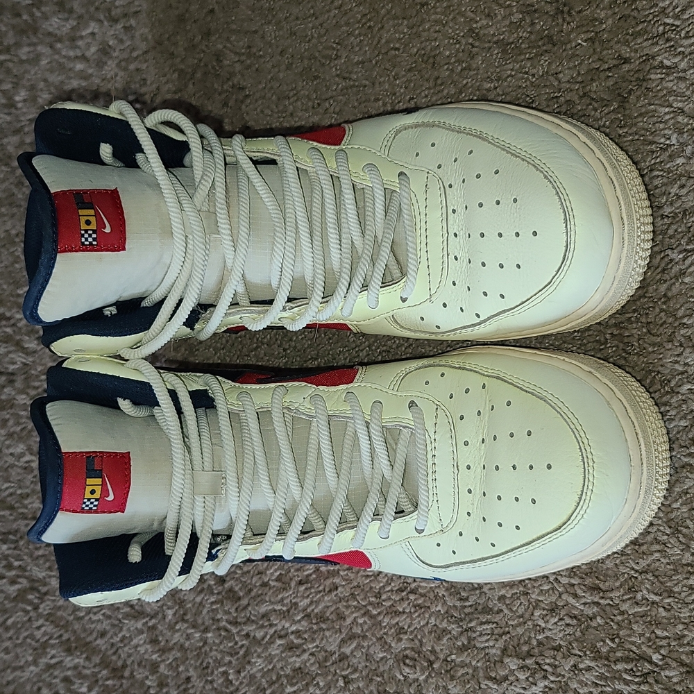 Nike Air Force 1